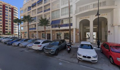 Fachada de Registro de la Propiedad de Fuengirola Nº 01
