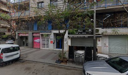 Fachada de Registro de la Propiedad de Oliva