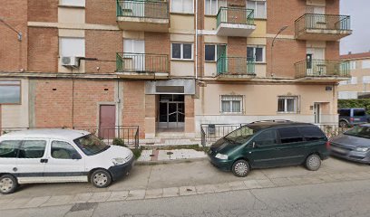 Av. del Cid, 2 - bajo, 9300 - Burgos