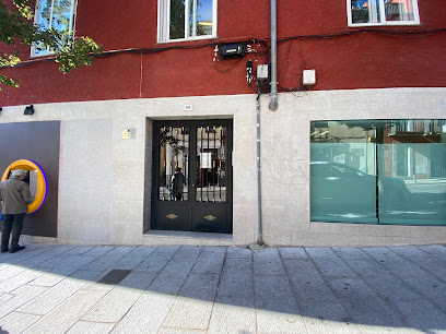 Fachada de Registro de la Propiedad de San Lorenzo de El Escorial Nº 02