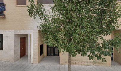 Manuel Ortiz, 7-9 (bajo), 45300 - Toledo