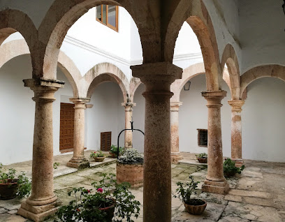 Fachada de Registro de la Propiedad de Chinchilla de Monte Aragón