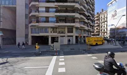 (Barcelona) ABOGADOS EXTRANJERIA, NACIONALIDAD, ARRAIGO, PAREJAS DE HECHO, ACCIDENTES DE TRAFICO Y IA - BARCELONA - HUG LEGAL