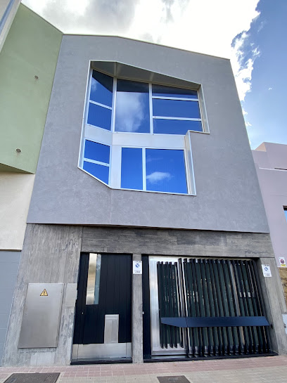(Santa Lucía de Tirajana) AGUSTIN CRUZ ABOGADOS